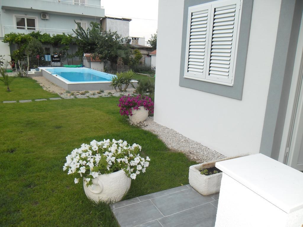 Rooms & Apartments Marinero بيتينا الغرفة الصورة