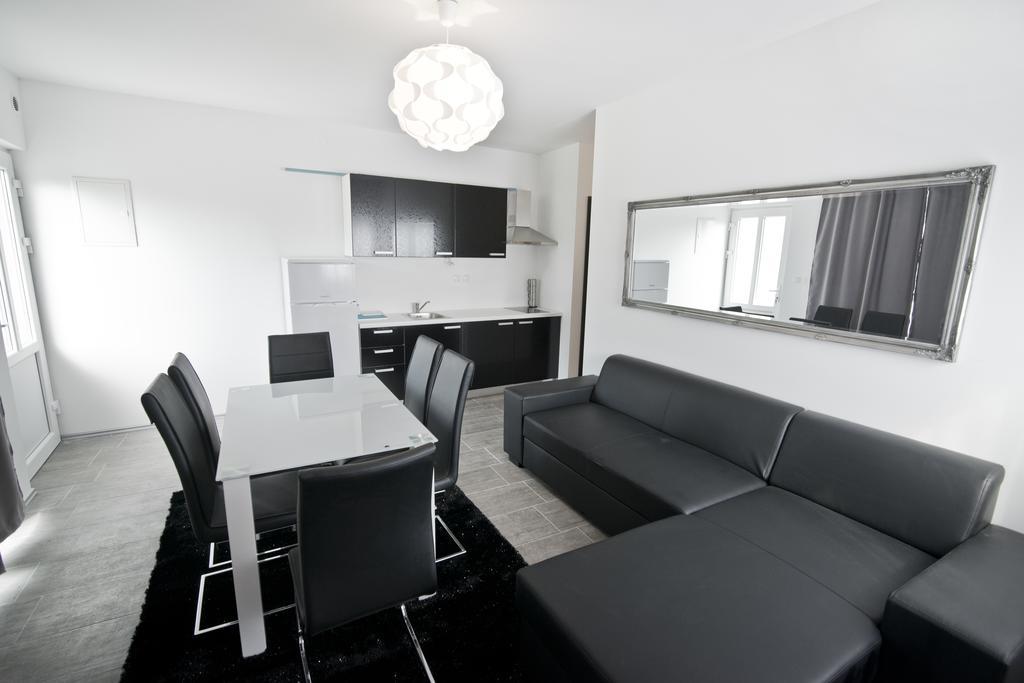 Rooms & Apartments Marinero بيتينا المظهر الخارجي الصورة