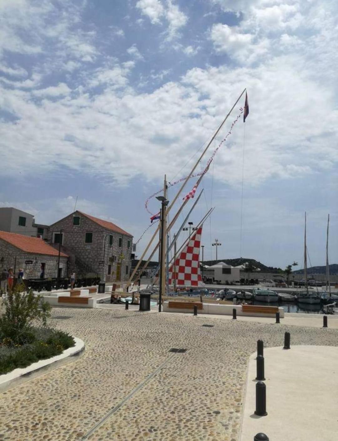 Rooms & Apartments Marinero بيتينا المظهر الخارجي الصورة
